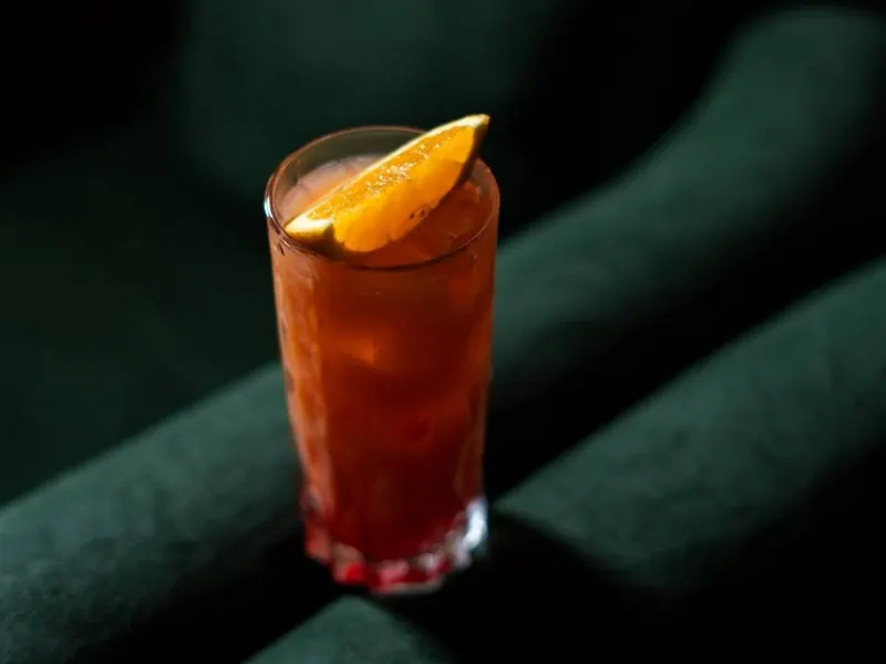 Garibaldi — Offside Pub